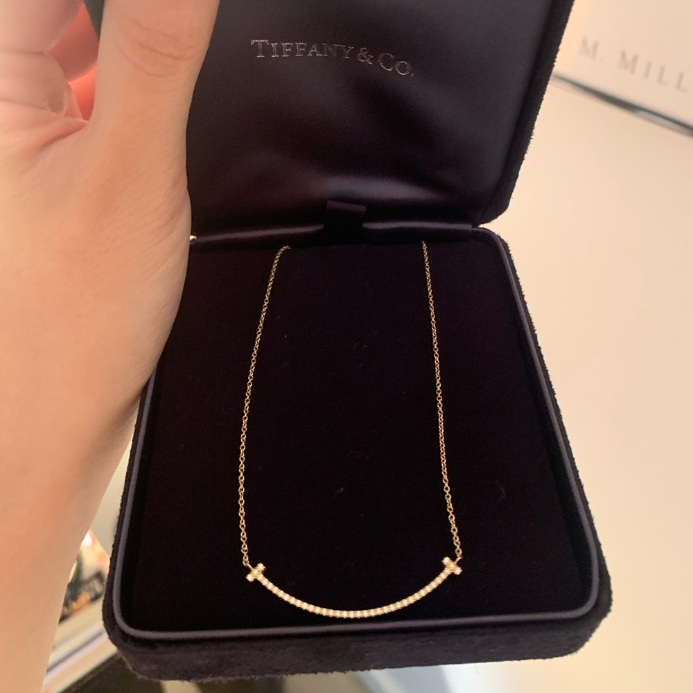 Tiffany T Small Smile Pendant Yellow Gold with💎